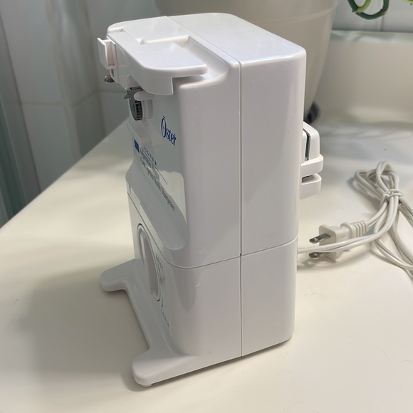 Oster Kitchen Oster Adjustable Height Can Opener Knife Sharpener